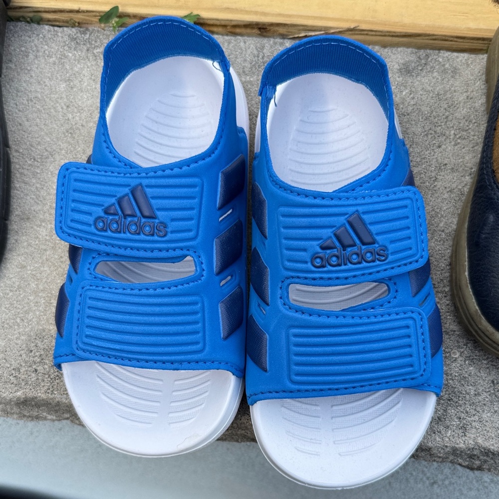 Adidas Kids Royal Blue Sandals 9k